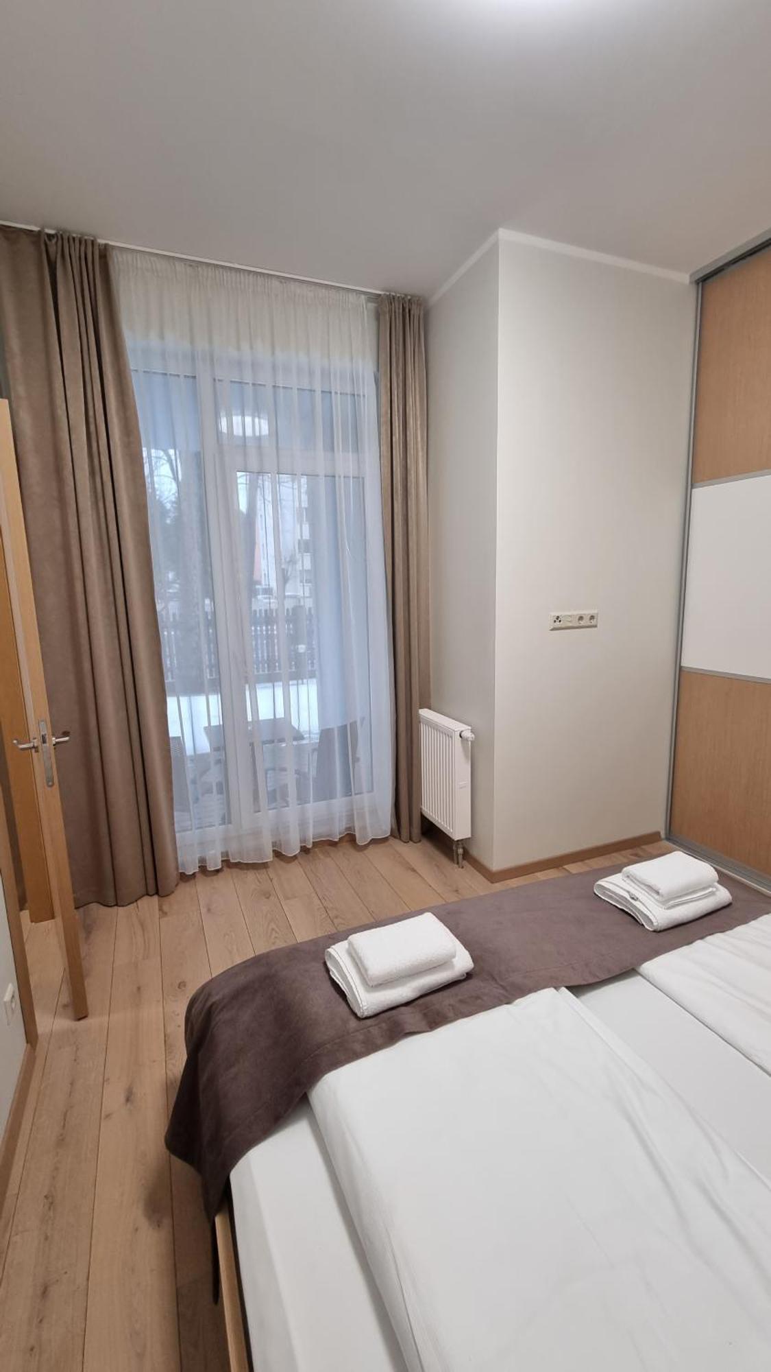 Black Pearl Apartments Jūrkalne Rom bilde